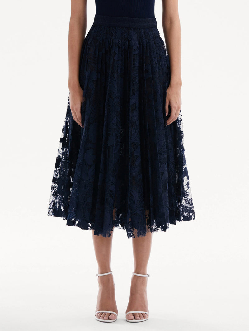 Marbled Carnation Guipuire Lace Pleated Skirt