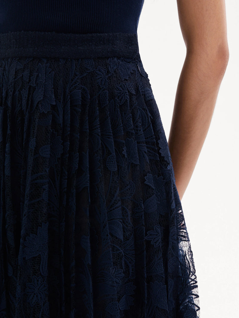 Marbled Carnation Guipuire Lace Pleated Skirt